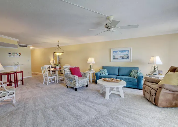 El Matador 324 - Gulf Front With Beautiful Views Of The Gulf And Pool